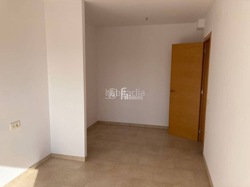 Foto a0c38ace-df5d-404a-9626-39f2d1fe68be. Casa adossada amb calefacció aparcament a Poal (El)