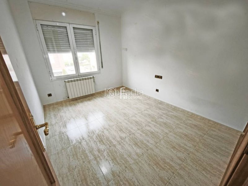Foto 4b424821-9ba7-402f-9111-be9eda61ceec. Casa adossada amb calefacció aparcament a Benavent de Segrià