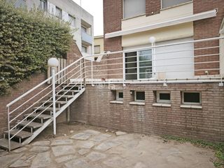 Casa a schiera  Calle antònia tomàs. Venta de casa adosada en benavent de segrià