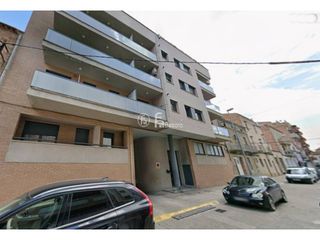 Appartement  Calle urgell. Venta de piso exterior en mollerussa, con balcón y parking
