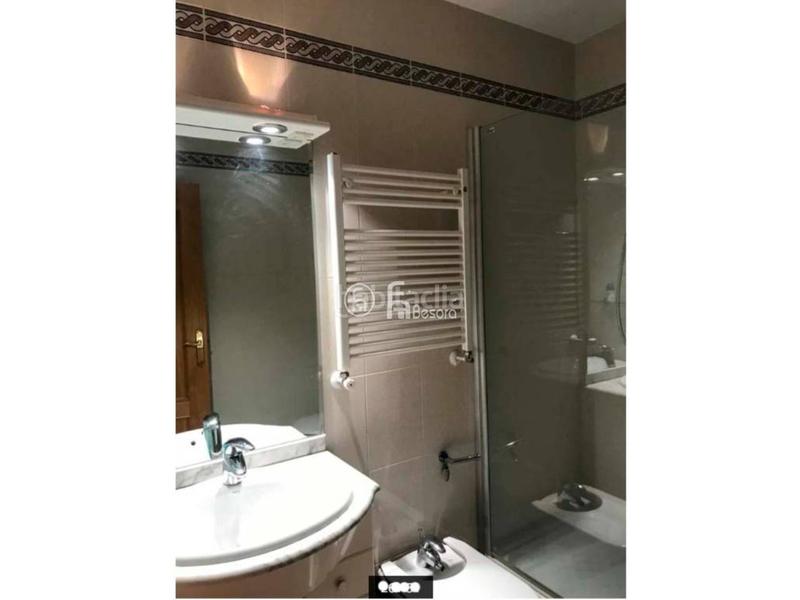 Foto d70e3095-9d6e-4ada-8741-87aa091c2728. Pis amb calefacció aparcament a Rambla Ferran Lleida