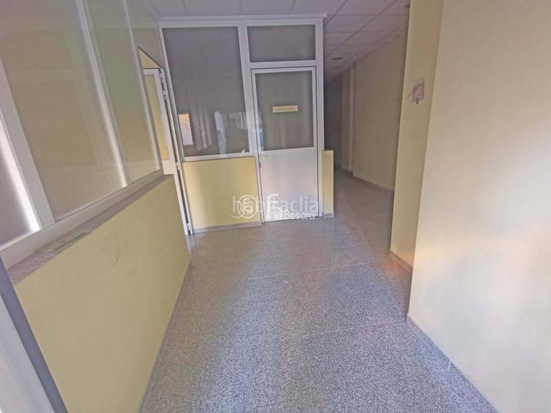 Foto c253c53d-8d68-431d-a2f2-f75dcdb82be4. Lloguer local comercial a Cappont Lleida