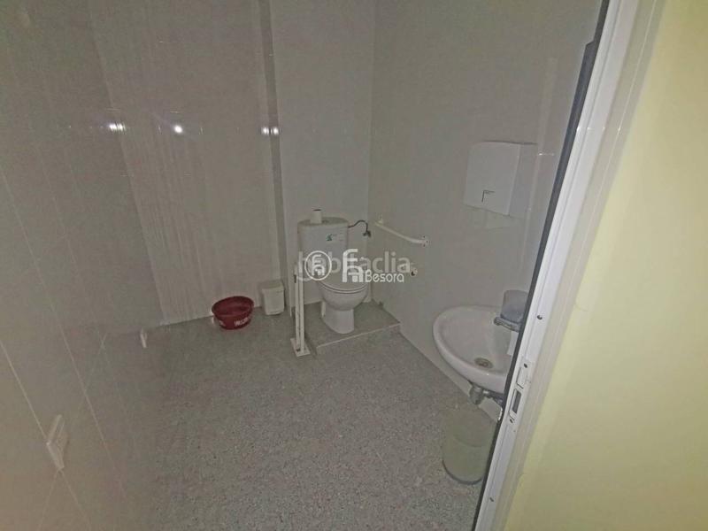 Foto 16329fd6-dc24-4f72-bd58-525c10fa44cf. Location local commercial dans Cappont Lleida