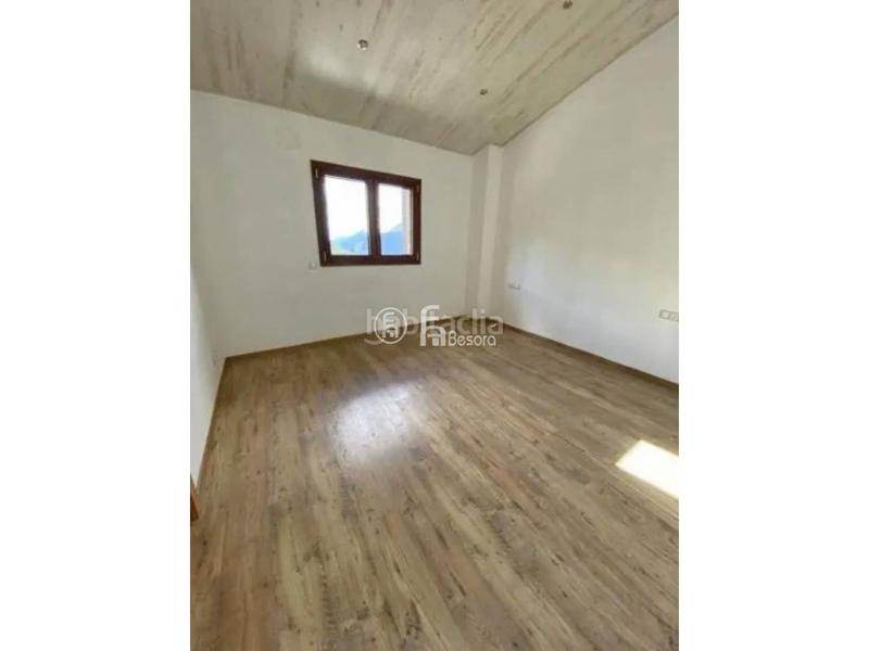 Foto 19ec5687-7458-4b50-a9ad-a945d5b1f8d9. Casa adossada amb calefacció aparcament a El Forn-Prats-Meritxell Canillo