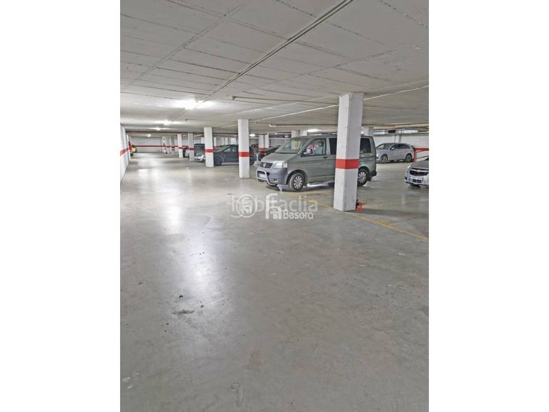 Foto 07f3eb0a-bbca-45a6-9855-f54bc5d08522. Aparcament cotxe a Cappont Lleida