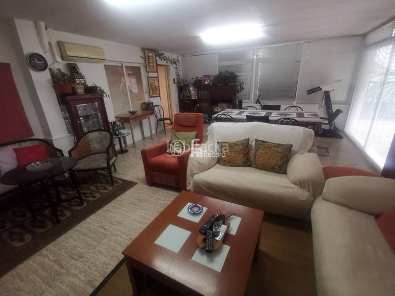 Foto 5163c92e-2685-4ed0-b059-ec13b97647e2. Chalet con riscaldamento parcheggio piscina in Ciutat Jardí Lleida