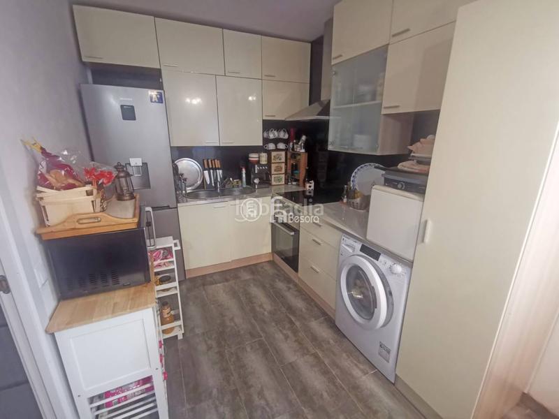 Foto 5a764ac4-83ce-44cc-a073-7097317fd875. Chalet con riscaldamento parcheggio piscina in Ciutat Jardí Lleida