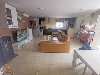 Xalet a Rosselló. Venta de una villa en rosselló