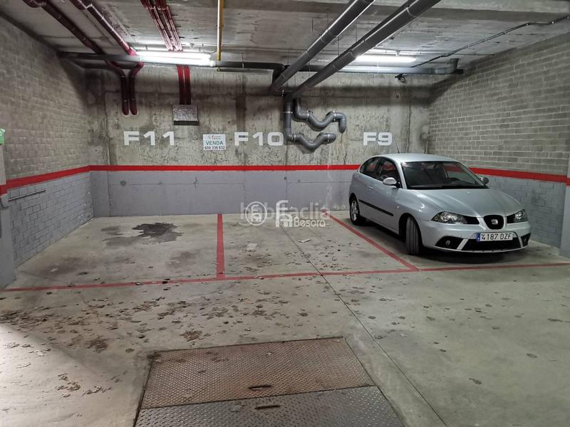 Foto d35f9e55-61cf-4e87-82a2-8d12a9b16dcd. Aparcament cotxe a Ciutat Jardí Lleida