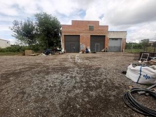 Masía  Corbins, km 3. Venta de casa rústica en lleida capital, carretera corbins, a 1