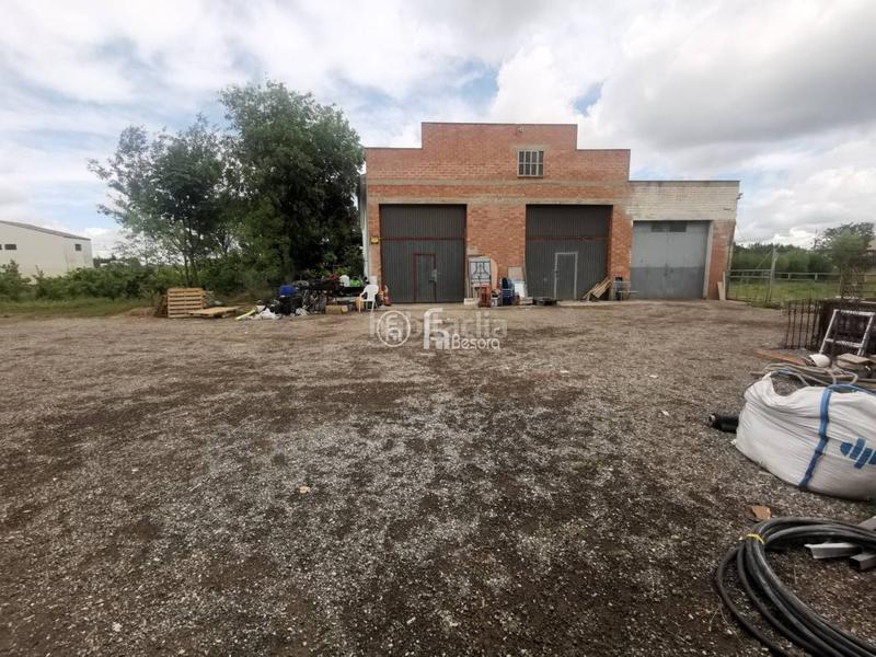 Foto 673360f8-ad82-4280-a197-ba1673f5c7d5. Fondo rustico in Llívia Lleida