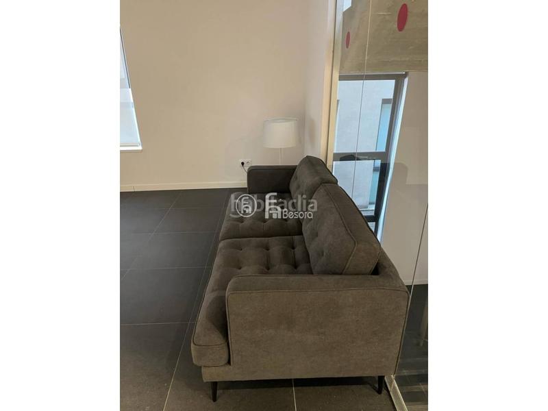 Foto 4bbed6f7-afb1-437a-aa91-c007df7cb510. Alquiler local comercial alquiler de local comercial capital, eix comercial calle magdalena, posibilidad instalar salida de humos. en Lleida