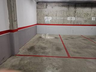 Autoparkplatz  Enric roca peralta. Garaje en venta en joc de la b ola  enric peralta  once de septi