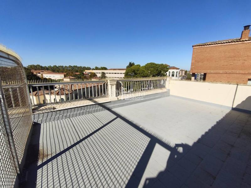 Foto 08eb1a23-4146-4f16-858a-5f772ae26661. Casa bifamiliare con riscaldamento parcheggio in Joc de la Bola - Camps d'Esports Lleida