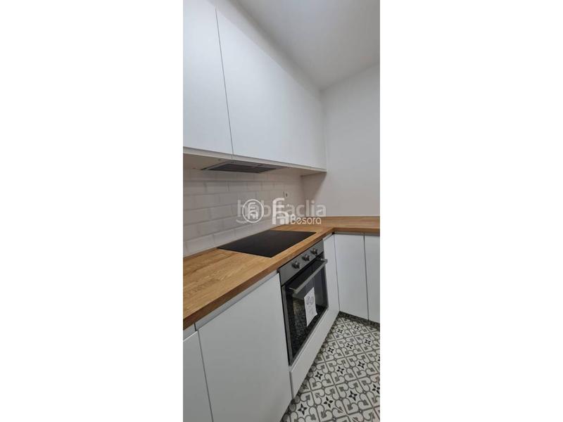 Foto 706f5294-9a84-4698-a4e2-aca5d87c754c. Flat with heating in Centre Històric Lleida