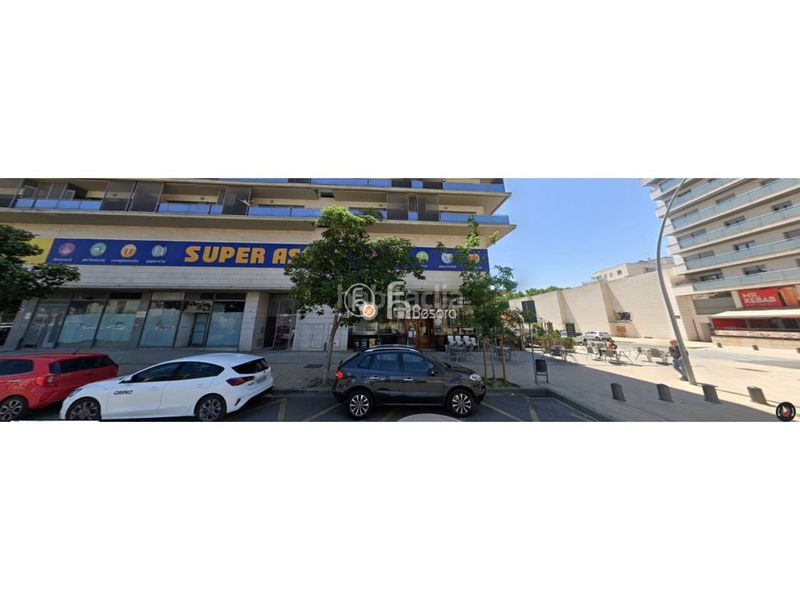 Foto cb941eb9-889e-4fd1-9650-eb922280fe9e. Aparcament cotxe a Cappont Lleida