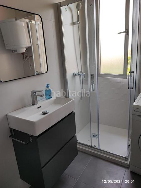 Foto d251dba8-e334-4b9a-b8c3-6870b50cca83. Miete etagenwohnung in Centro-San Felipe-Huerta Fava Línea de la Concepción (La)