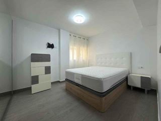 Lloguer Pis a Centro-San Felipe-Huerta Fava. Se alquila amplio piso - frontera