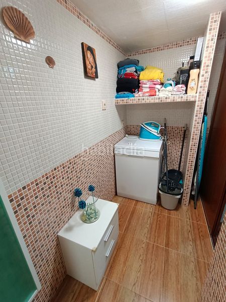 Foto 2420c411-55ba-45a6-bca7-fad15a3b99c4. Casa con riscaldamento in Mondejar-Junquillos Línea de la Concepción (La)