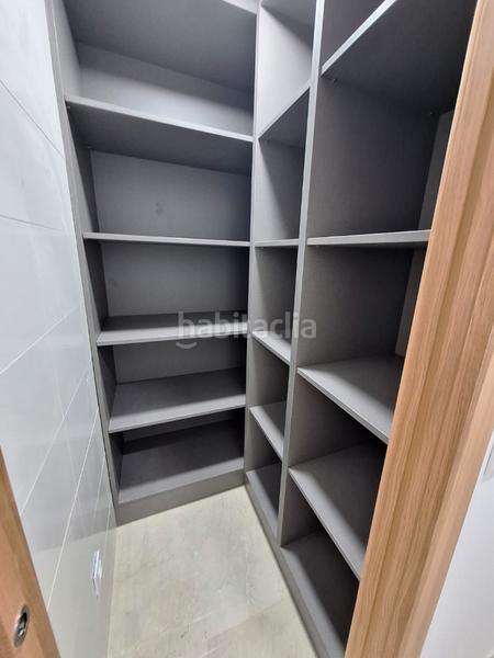 Foto 564d6005-19de-4df5-8eb6-fd51d4427219. Lloguer pis amb aparcament a Centro-San Felipe-Huerta Fava Línea de la Concepción (La)