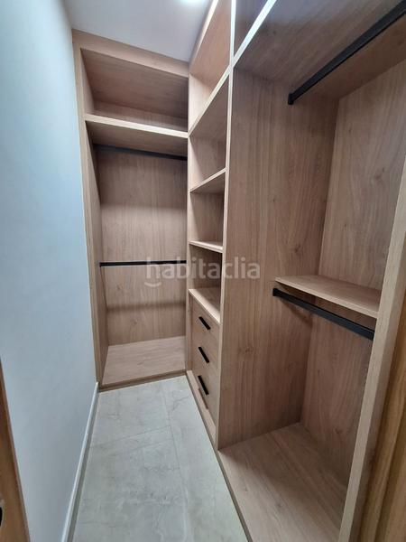 Foto 988af054-4a53-4a84-8376-f32b8f886fb0. Lloguer pis amb aparcament a Centro-San Felipe-Huerta Fava Línea de la Concepción (La)