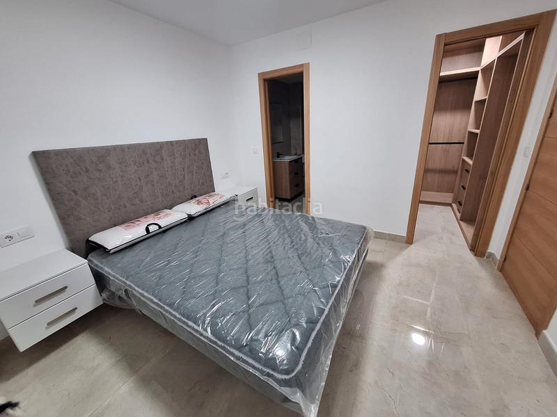 Foto d863bf01-2089-40f3-9149-eaa11aa58693. Lloguer pis amb aparcament a Centro-San Felipe-Huerta Fava Línea de la Concepción (La)