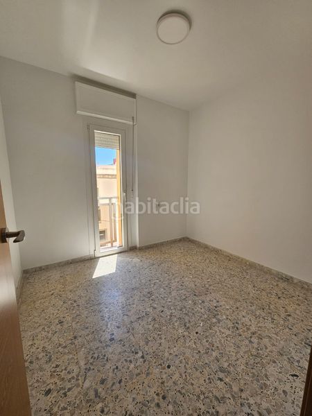 Foto 04770fc7-eb28-433f-a33a-3f293e9bf7a1. Pis a calle hércules 10 a Centro-San Felipe-Huerta Fava Línea de la Concepción (La)