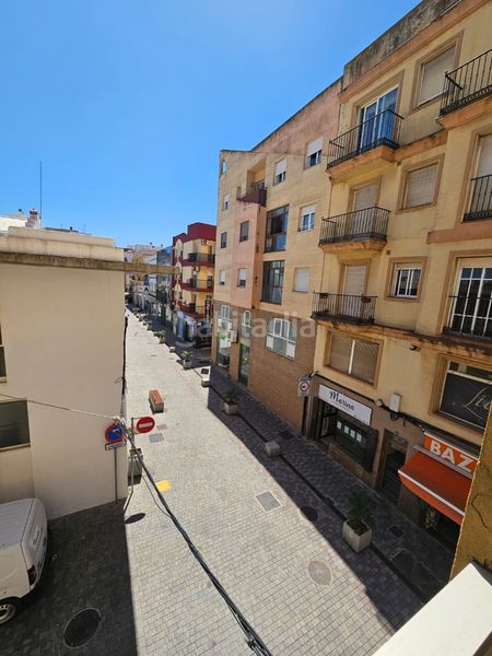 Foto ee85c9d7-f262-4e1e-9986-fd77402123e3. Pis a calle hércules 10 a Centro-San Felipe-Huerta Fava Línea de la Concepción (La)