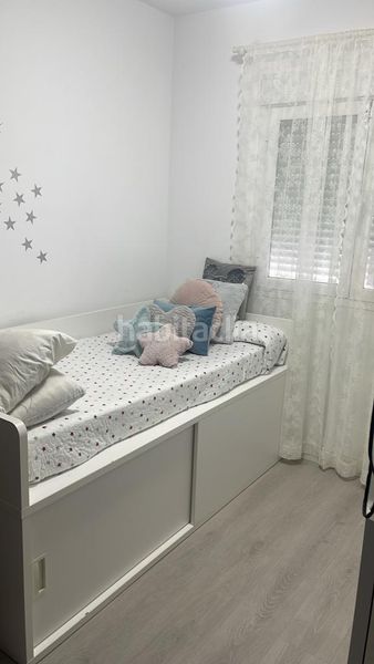 Foto 26ad2548-944e-4b3e-9130-7e66ee94b21c. Piccolo appartamento in calle los altos de santa margarita 8 in Línea de la Concepción (La)