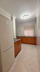 Location Appartement à Barriada cepsa 10. Se alquila piso - ideal para empresas