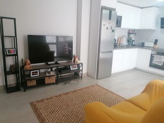 Rent Flat  Calle del clavel 8. Centro - piso 4 dormitorios