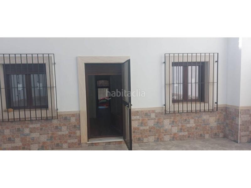 Foto efe86d47-f401-4e48-bca7-53f1db82b9a5. Casa  en venta en El Carmen - La Barrera Lucena