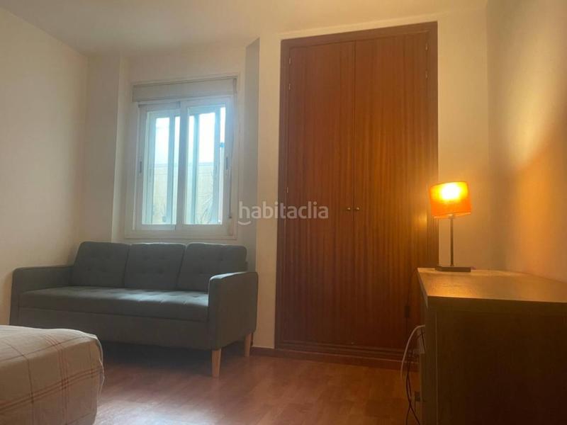 Foto f8dca9f3-fadb-4e38-8301-46e98b877036. Etagenwohnung in sierra de Estepona - avda. de andalucía Estepona