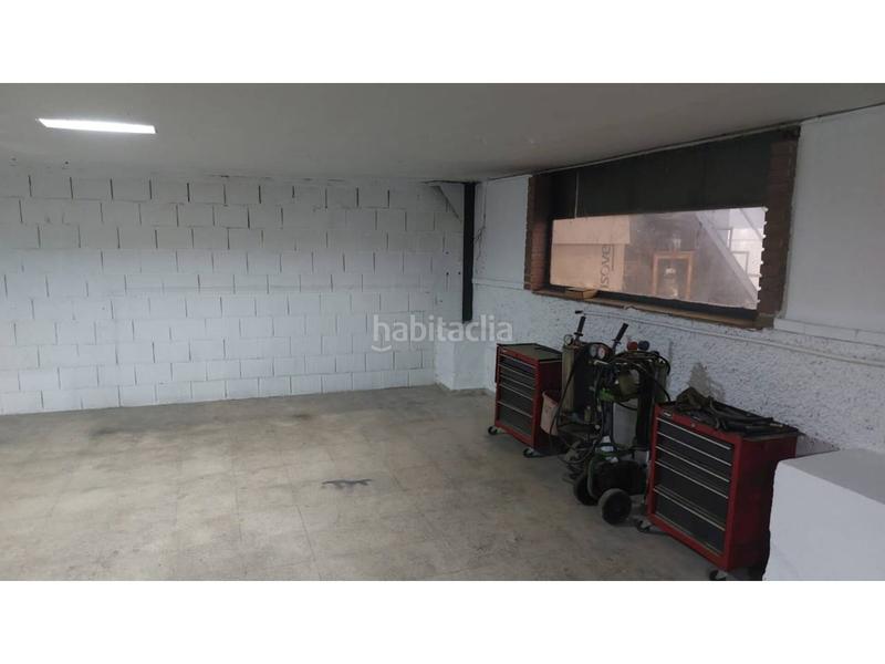 Foto 5a951dd4-eb18-4e5c-9c32-42d1092a4e42. Alquiler nave industrial alquiler de nave para taller mecanico. en Lucena