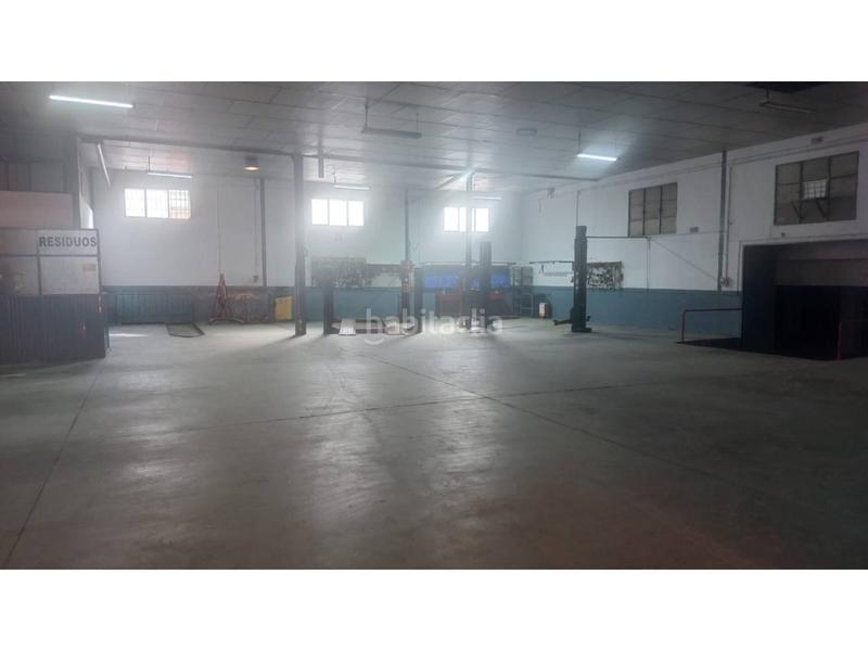 Foto 4bcd24d9-1c87-45af-8cab-bfbd52606cd0. Lloguer nau industrial a Poleares Lucena