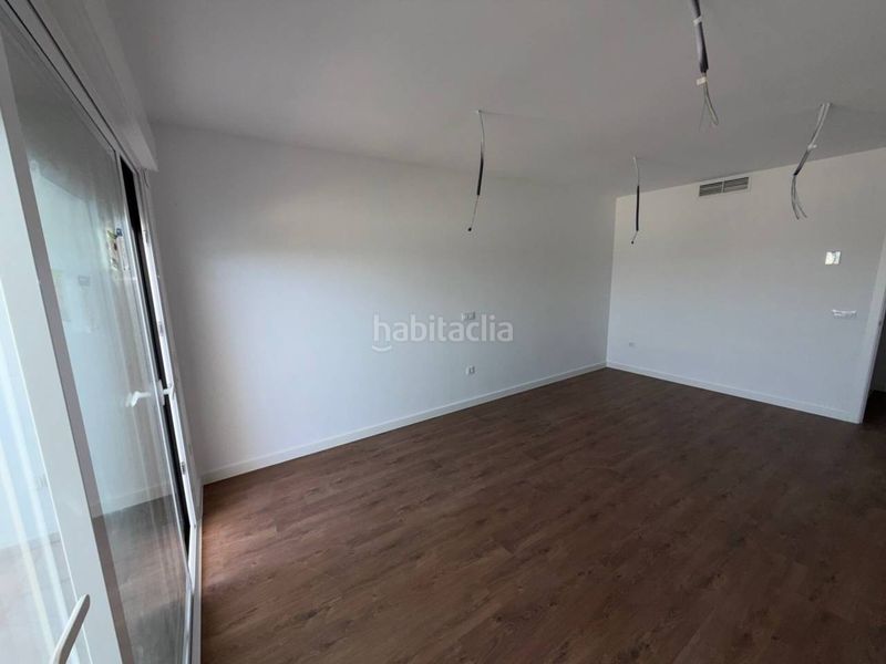 Foto ca363300-078c-4b8d-b739-5091bfbf9a00. Pis amb aparcament piscina a Poleares Lucena