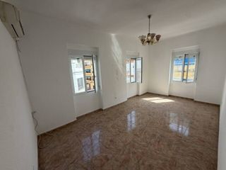Piso en Ciudad Jard�n - Zoco. Venta de piso de 3 habitaciones en el centro de c�rdoba capital