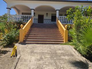 Chalet à Rute. Chalet en venta en rute con 2.000m2 de parcela