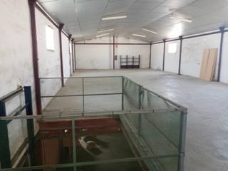 Nau industrial a Poleares. Nave en venta en puente vadillo