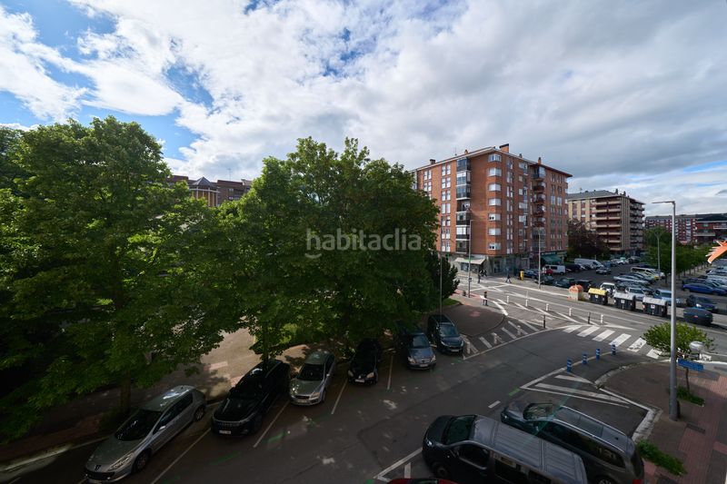 Foto b3a9f797-5c2c-4f91-98d9-3032eef5f656. Pis a San Martín Vitoria - Gasteiz