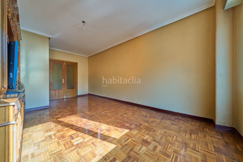 Foto eac1bf26-58a1-49aa-8768-394fd04e546c. Pis a San Martín Vitoria - Gasteiz