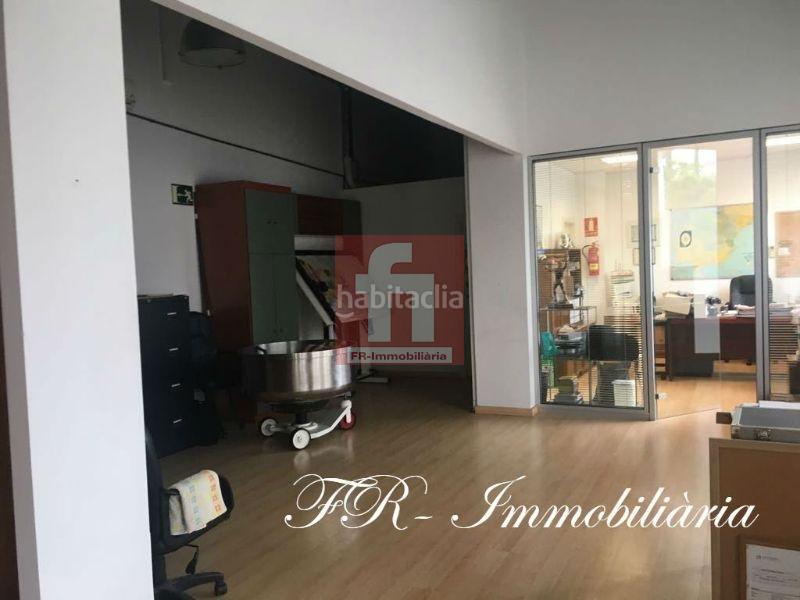 Foto 0add0041-6323-41ad-af35-1a35e57d2126. Local comercial local en Covadonga Sabadell