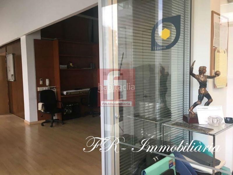 Foto 10989124-3816-4edf-b32a-3458a73f1924. Local comercial local en Covadonga Sabadell