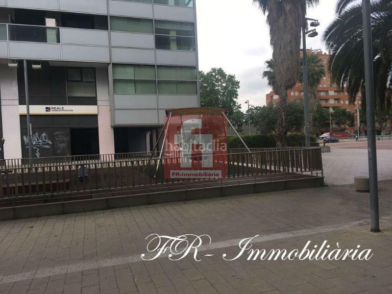 Foto c2d9ec5e-553d-448e-9c54-afd6b50ac1c7. Local comercial local en Covadonga Sabadell