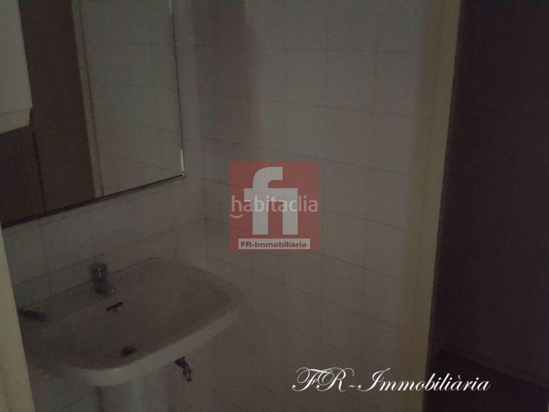 Foto d72cbf3a-253d-4443-a949-bcadb45edf55. Lloguer local comercial a Centre Sabadell