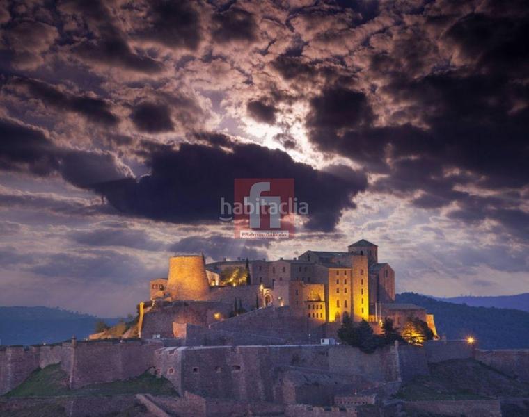 Foto 758d4abe-94fa-4cb5-ad93-fbe6b5616494. Casa  en Cardona