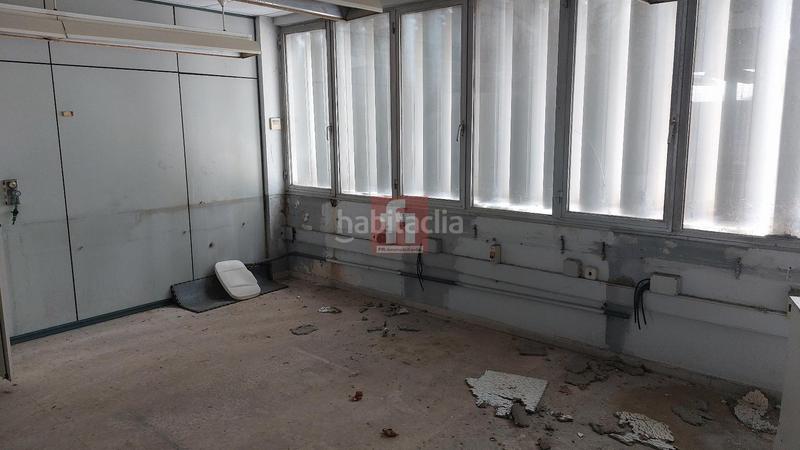 Foto a874da38-1f02-4707-a144-acd677da5ddd. Affitto ufficio in Gràcia Sabadell