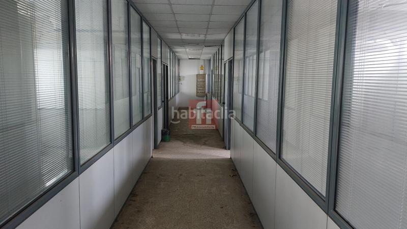 Foto c85cf2c4-8fbb-41d2-8f9a-640ea2953c86. Rent office space in Gràcia Sabadell