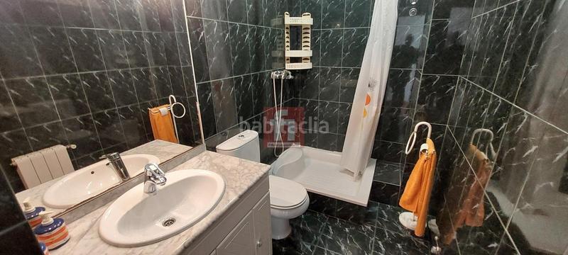 Foto 026a50e7-7bb8-414c-aae5-48617134b9a9. Doppelhaus mit heizung parking in Centre Sabadell