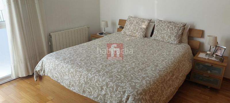 Foto 03457ab4-04a1-40c1-9161-d4697cc97e33. Doppelhaus mit heizung parking in Centre Sabadell